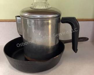 Percolator coffee pot & cast iron pan
