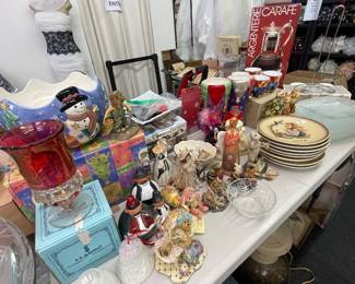 X Mas Decor and Gifts