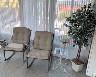 Sunroom furniture rocking chairs