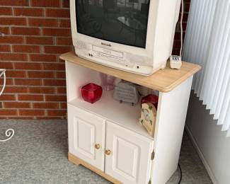 Tv stand (tv may not be available)