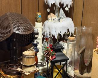 Crafting supplies, lamp