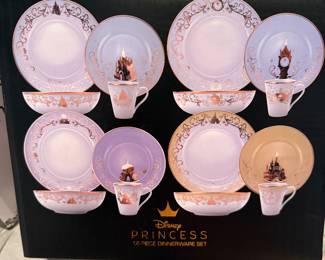 16-peace, Disney Princess dinnerware – new inbox