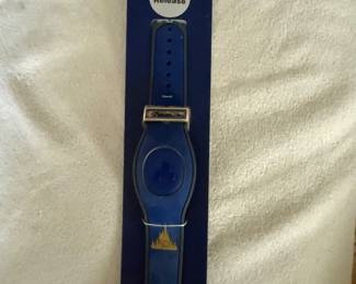 L.E. 50th Anniversary Magic Band 