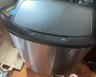 Trash can