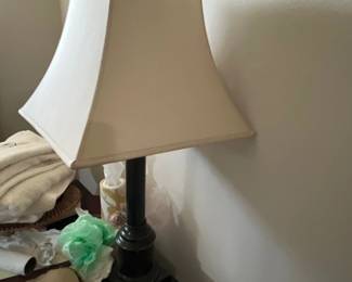 Table lamp