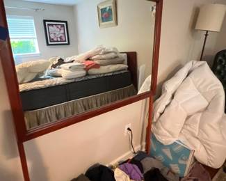 Dresser mirror