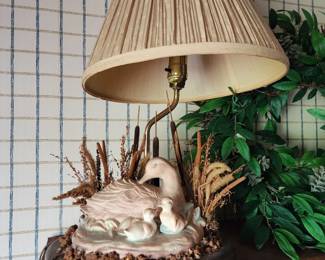 Duck lamp