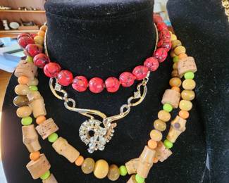 Vintage jewelry 