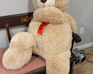 Goffa International Giant Musical Bear!