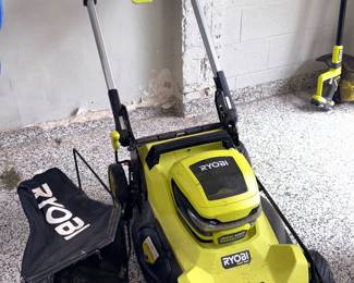 Ryobi 40V HP Brushless #RY401014US Cordless Lawn Mower  w/Batteries & Bag!