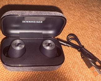 Sennheiser Ear Buds #M31ETW2 w/Charger!