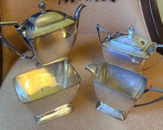 Pairpoint Sheffield USA #0315 Silver Plate Tea Set!