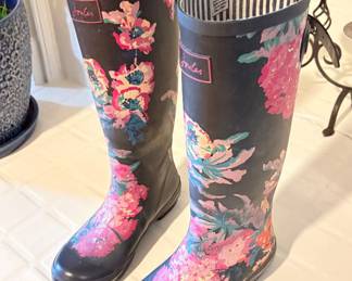 Floral Joules Rain Boots!