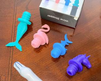 Wine Stoppers & Cat Knife Rest!