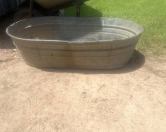 Metal wash tub