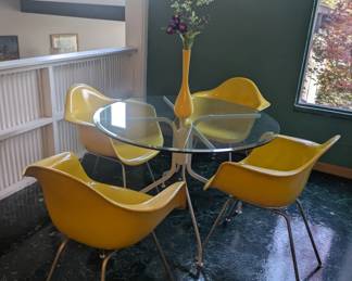 Taking offers on this Herman Miller set