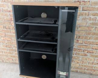 Stereo equipment cabinet