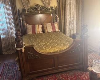 Vintage Estate Bed