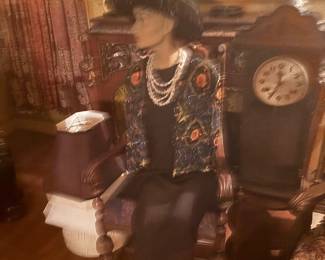 Mannequin and Clock