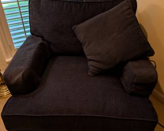 Ethan Allen Oversize Chair