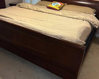 Ethan Allen Sleigh Bed with Foam Mattress