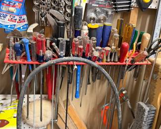 Hand tools