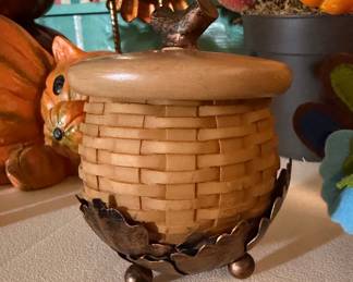 Vintage Longaberger Acorn Basket Candle Holder
