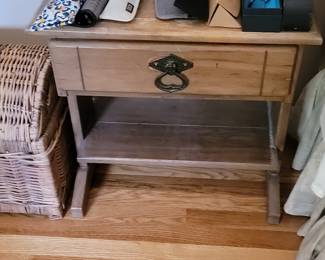 Vintage Oak Nightstand with Ornate Drawer Pull