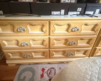 Vintage Broyhill Furniture Country French Style Six Drawer Dresser