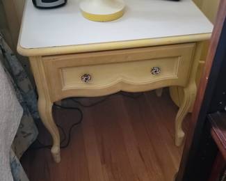 Vintage French Provincial Nightstand with Ornate Ceramic Knob