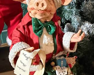 Golkraft "Possible Dreams" "Nice List" Pig Figurine