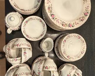 Creative Fine China Regency Rose 2345 Floral Dinnerware Set
