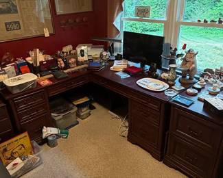 L-Shaped Executive Desk