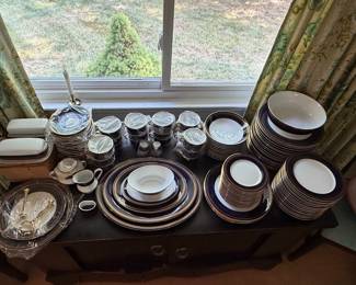 Romanoy Collection Cobalt Genuine China Dinnerware Set