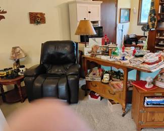 Recliner, Tea Cart