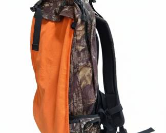 Cabelas Advantage Timber Camouflage Hunting Backpack with Orange Cover third image