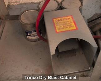 Trinco Dry Blast Cabinet third image