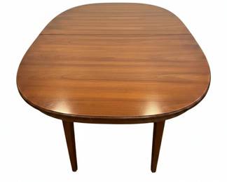 Vintage Oval Extendable Dining Table and Chairs Set second image