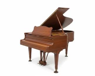Everett Piano Co. Grand Piano