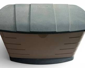 Rubbermade Outdoor Storage Bin