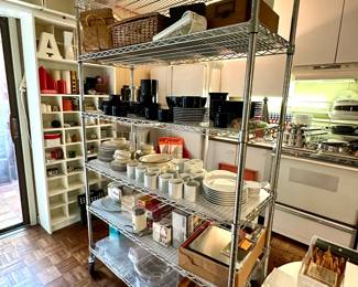 Just some of the kitchen wares available at this estate sale including set of Tramontina stainless steel sauté pans, kitchen knives sets in original boxes, set of Circulon frying pans, some vintage mid-century Braun & Kemmler "Domus Linie" (Domus Line) white enamel cooking pots, Germany;
