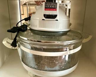 A vintage Galloping Gourmet Perfection-Aire convection oven