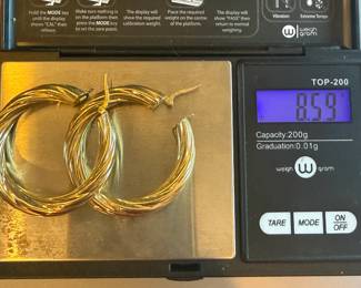 Thick hoops	18k	8.57g