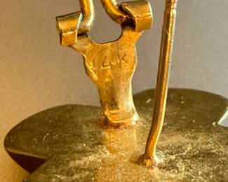 Pair cross Earrings	14k	5.00grams