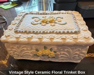 Vintage Style Ceramic Floral Trinket Box