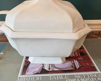 Vintage White Ceramic Octagonal Lidded Tureen with Pedestal Base