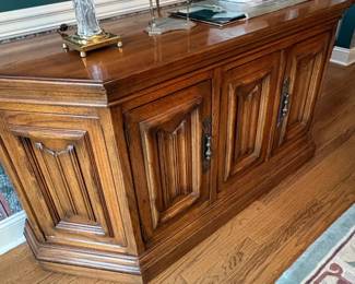 Vintage Drexel Furniture Bishopsgate Collection Solid Walnut Buffet