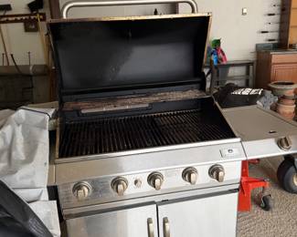 Gas 5 burner Grill