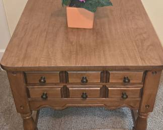 Side Table with 2 Drawers