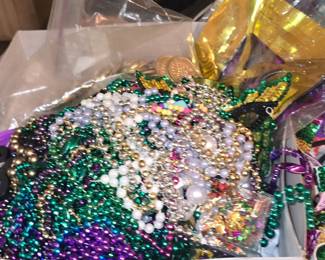 Madris Gras Beads